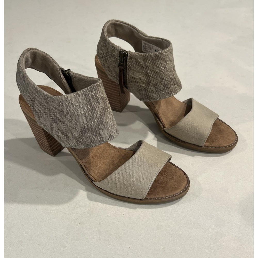 Toms Chic Snake Print Block Heel Sandals size 7
